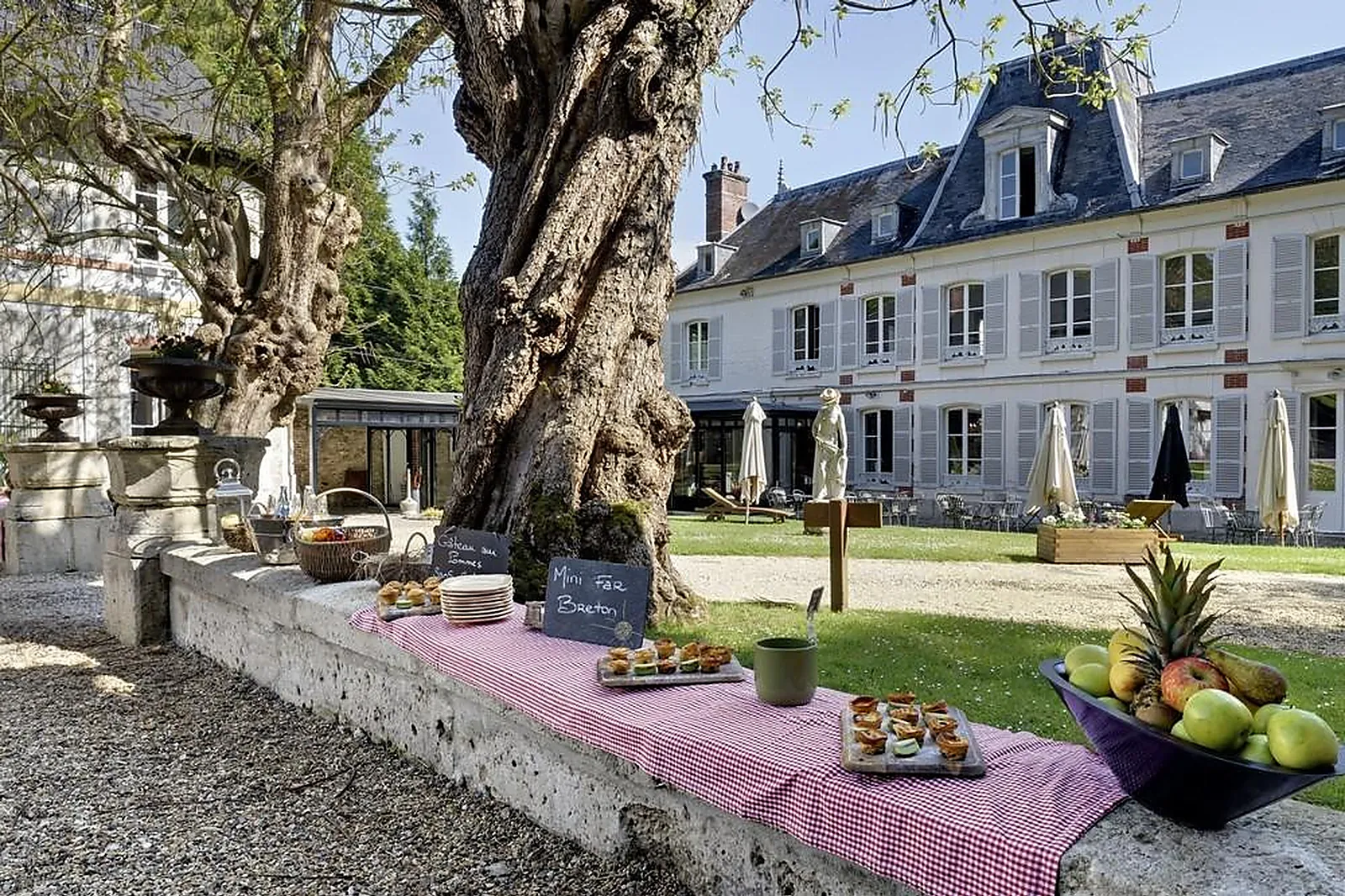 Lieux événementiels, CHÂTEAU DE NEUVILLE-BOSC