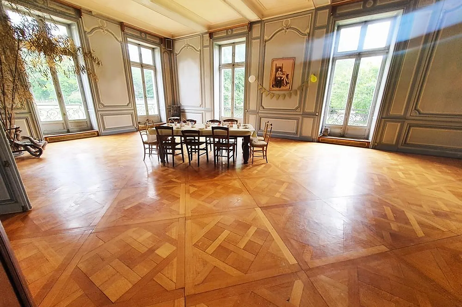 Lieux événementiels, CHÂTEAU DE OUÉZY