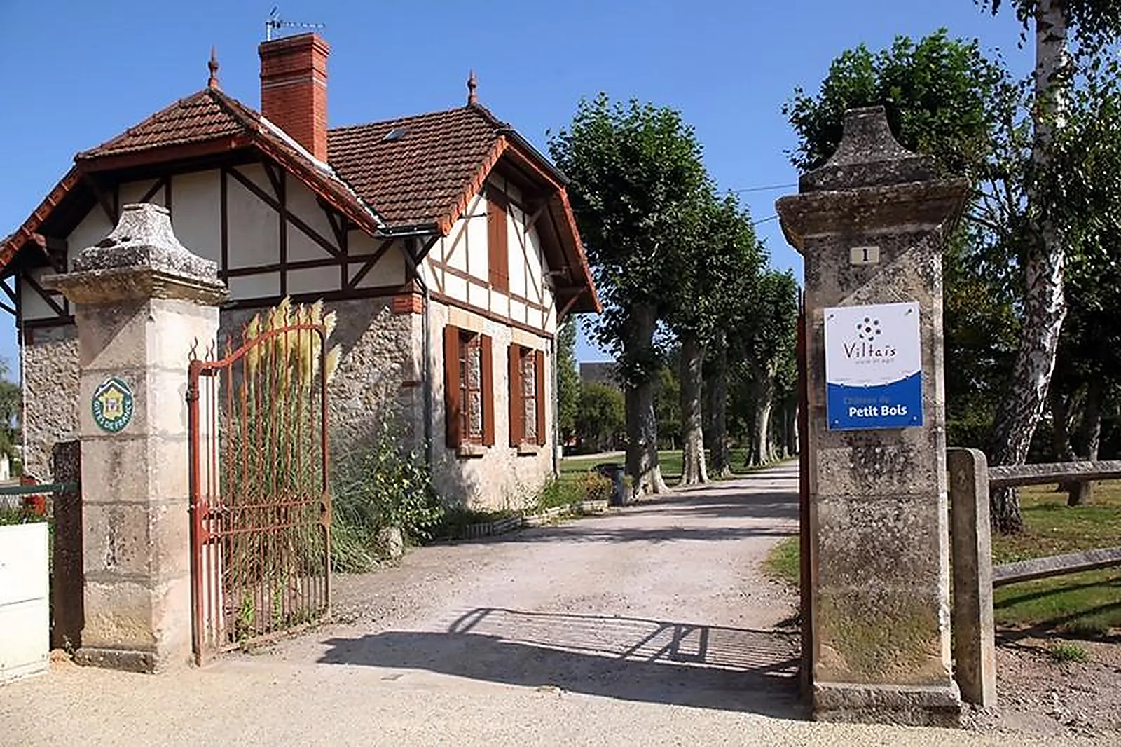 Lieux événementiels, CHÂTEAU DE PETIT BOIS