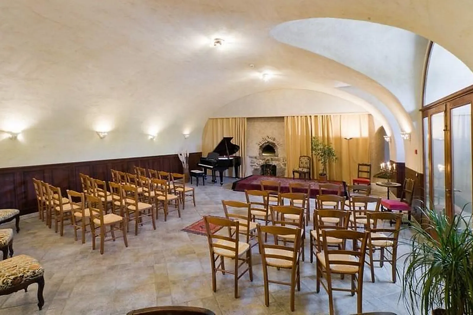 Lieux événementiels, CHÂTEAU DE PICOMTAL