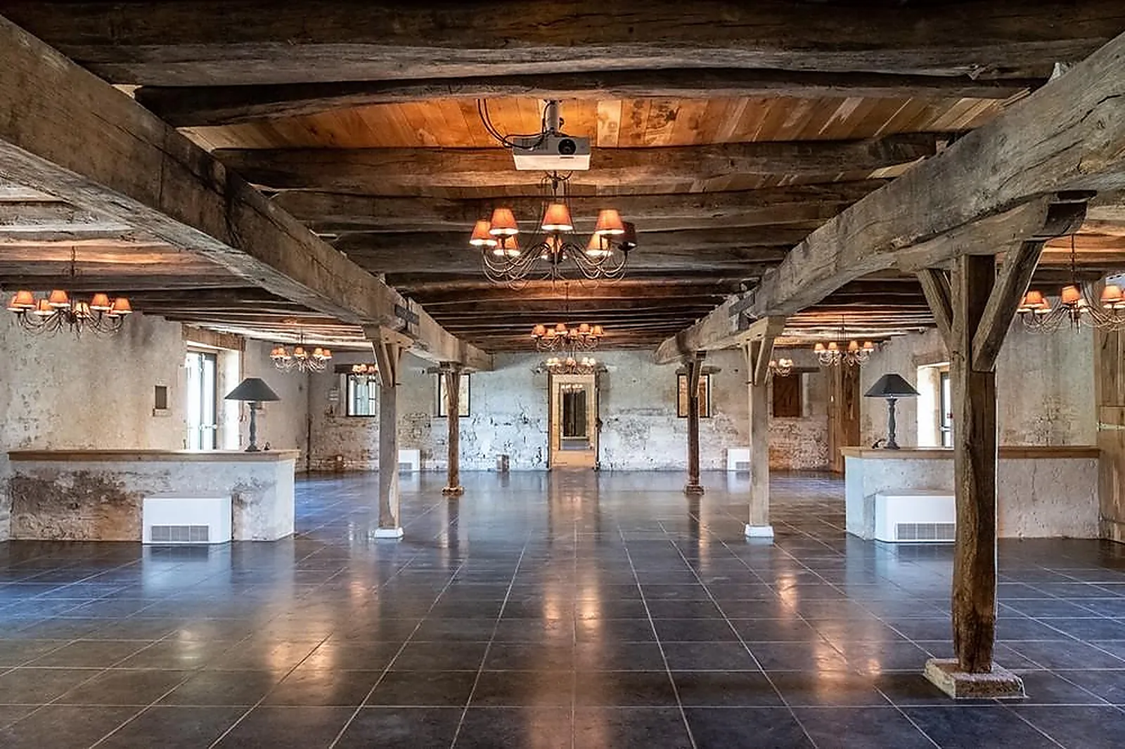 Lieux événementiels, CHÂTEAU DE PLANCHEVIENNE