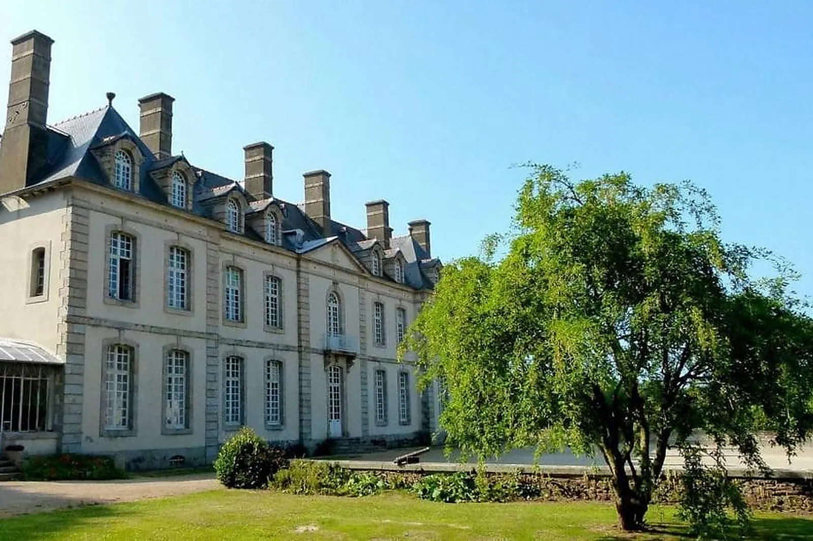 Lieux événementiels, CHÂTEAU DE POMMORIO