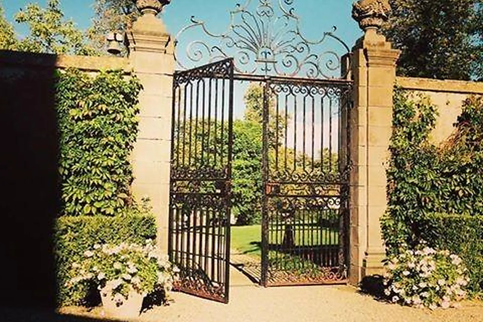 Lieux événementiels, CHÂTEAU DE PORTABÉRAUD