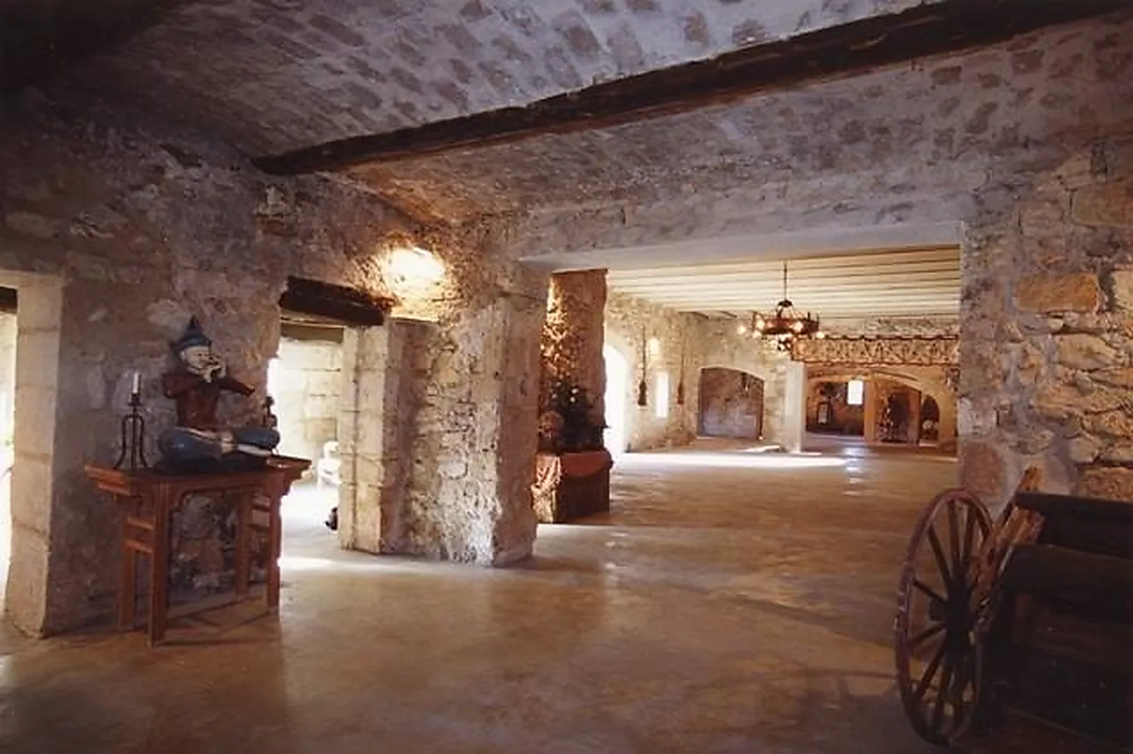 Lieux événementiels, CHÂTEAU DE POUGET