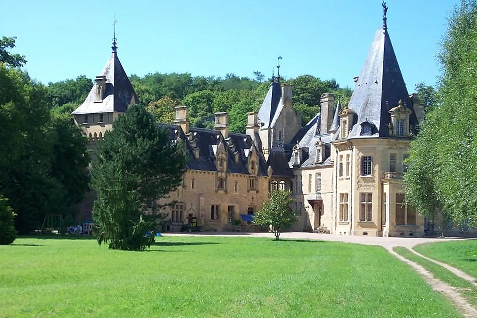 Lieux événementiels, CHATEAU DE PRYE