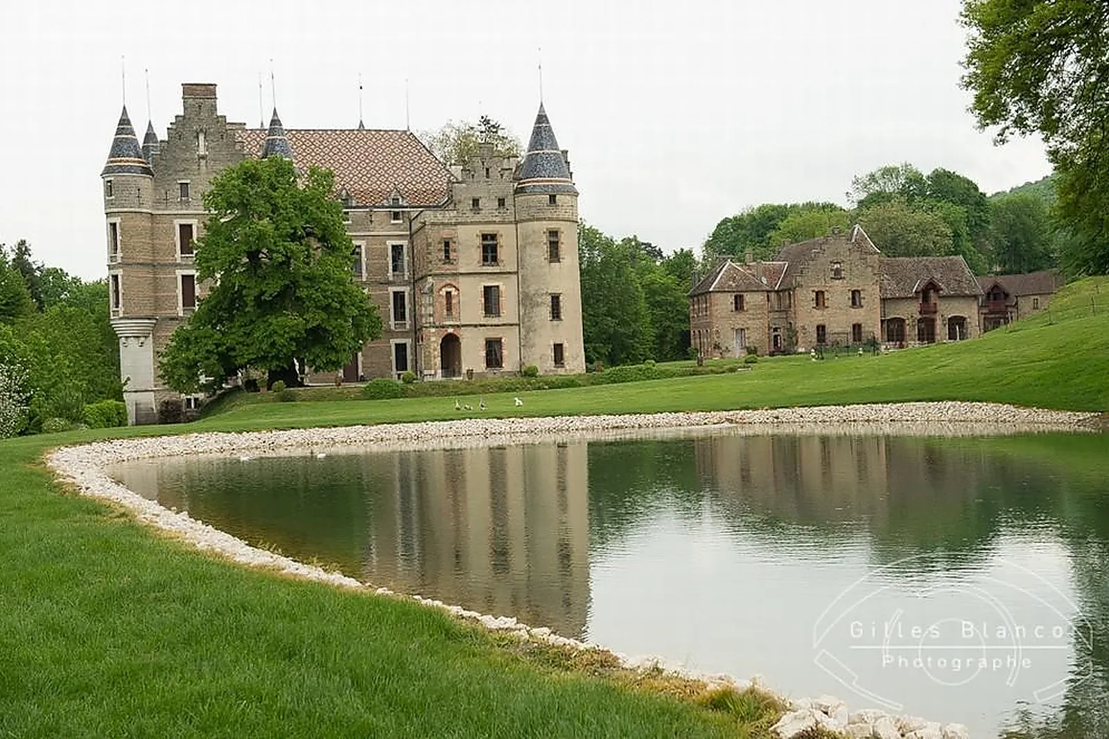 Lieux événementiels, CHÂTEAU DE PUPETIÈRES