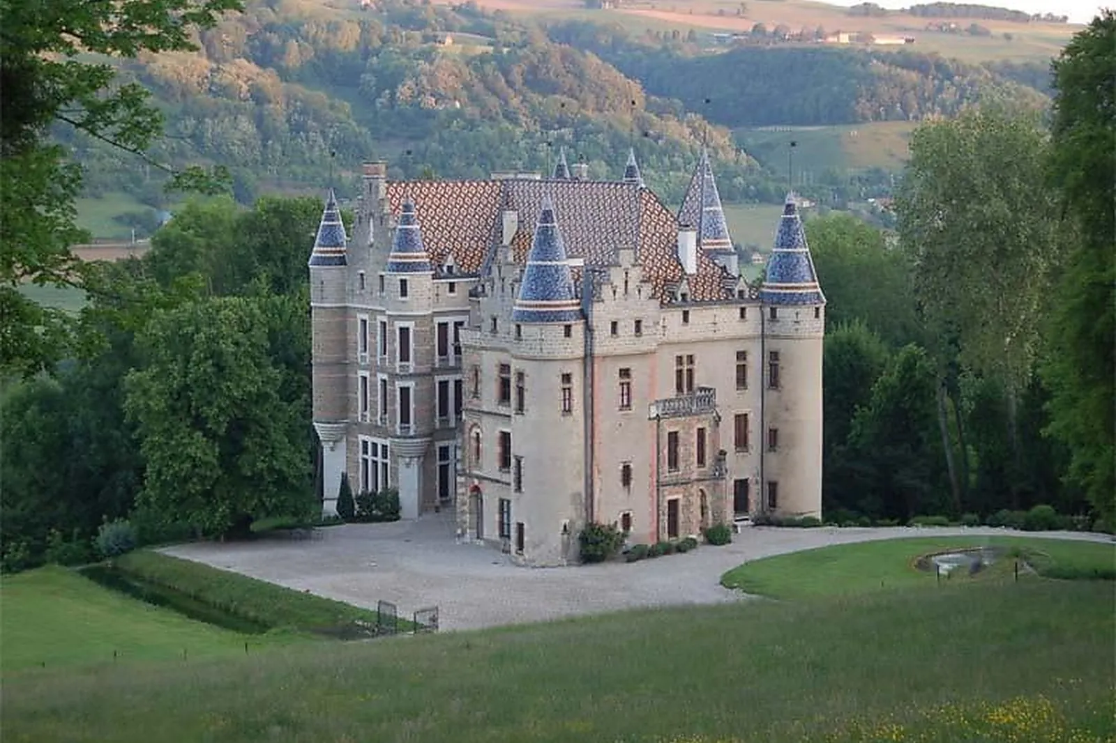Lieux événementiels, CHÂTEAU DE PUPETIÈRES