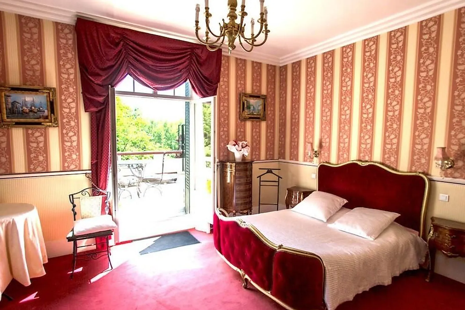 Lieux événementiels, CHÂTEAU DE QUESMY