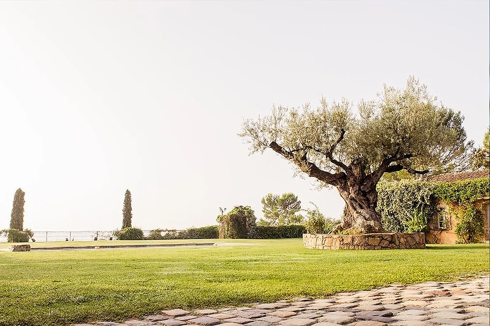 Lieux événementiels, CHÂTEAU DE RASQUE