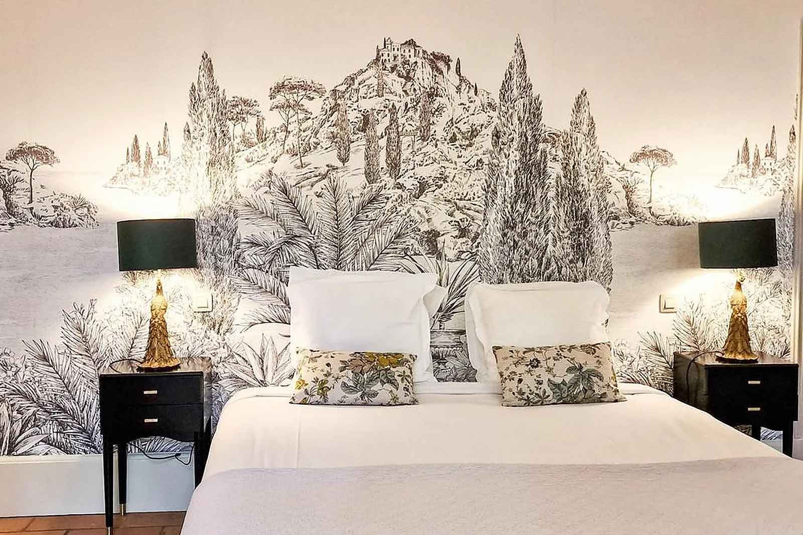 Lieux événementiels, CHÂTEAU DE ROUSSAN