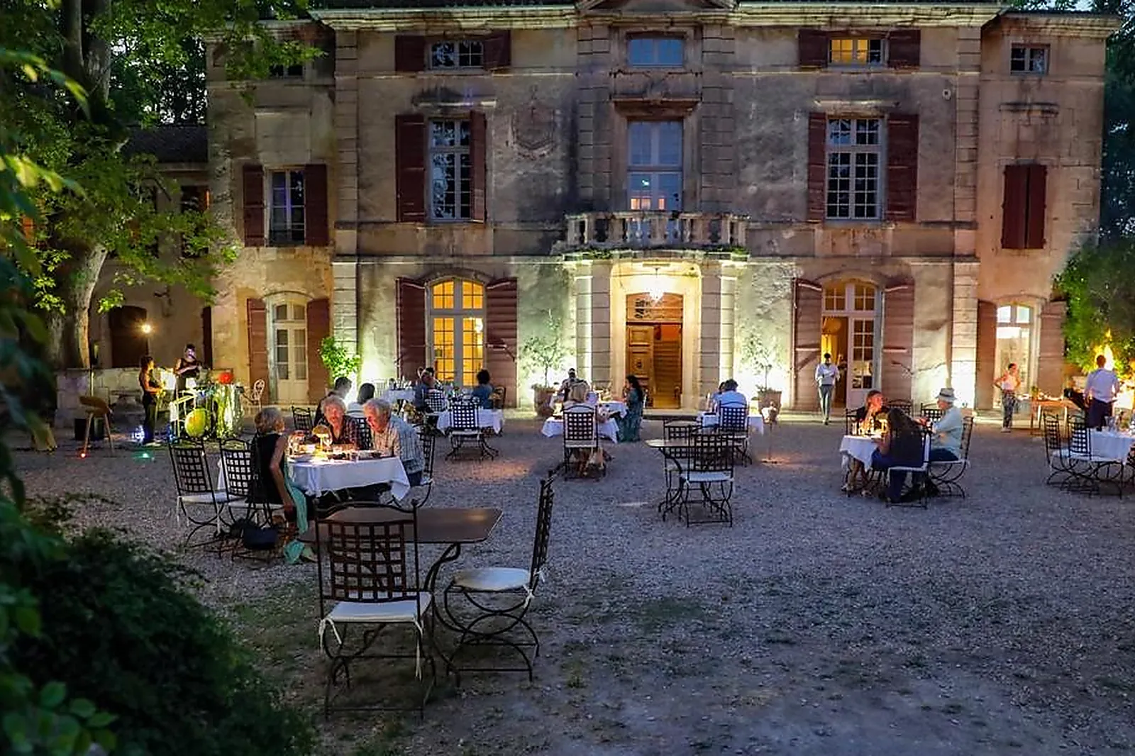 Lieux événementiels, CHÂTEAU DE ROUSSAN