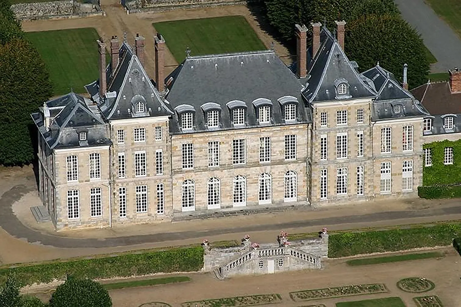 Lieux événementiels, CHÂTEAU DE SAINT-JEAN DE BEAUREGARD