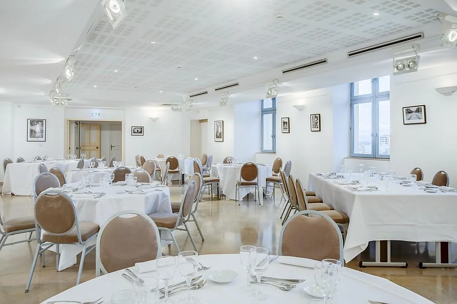 Lieux événementiels, CHATEAU DE SAINT PRIEST