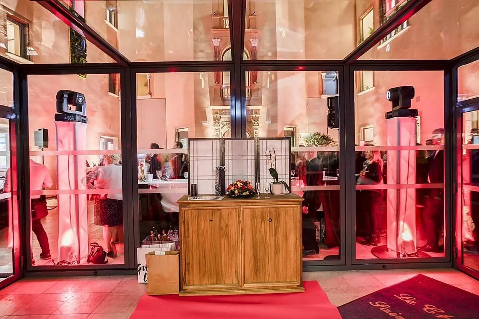 Lieux événementiels, CHATEAU DE SAINT PRIEST