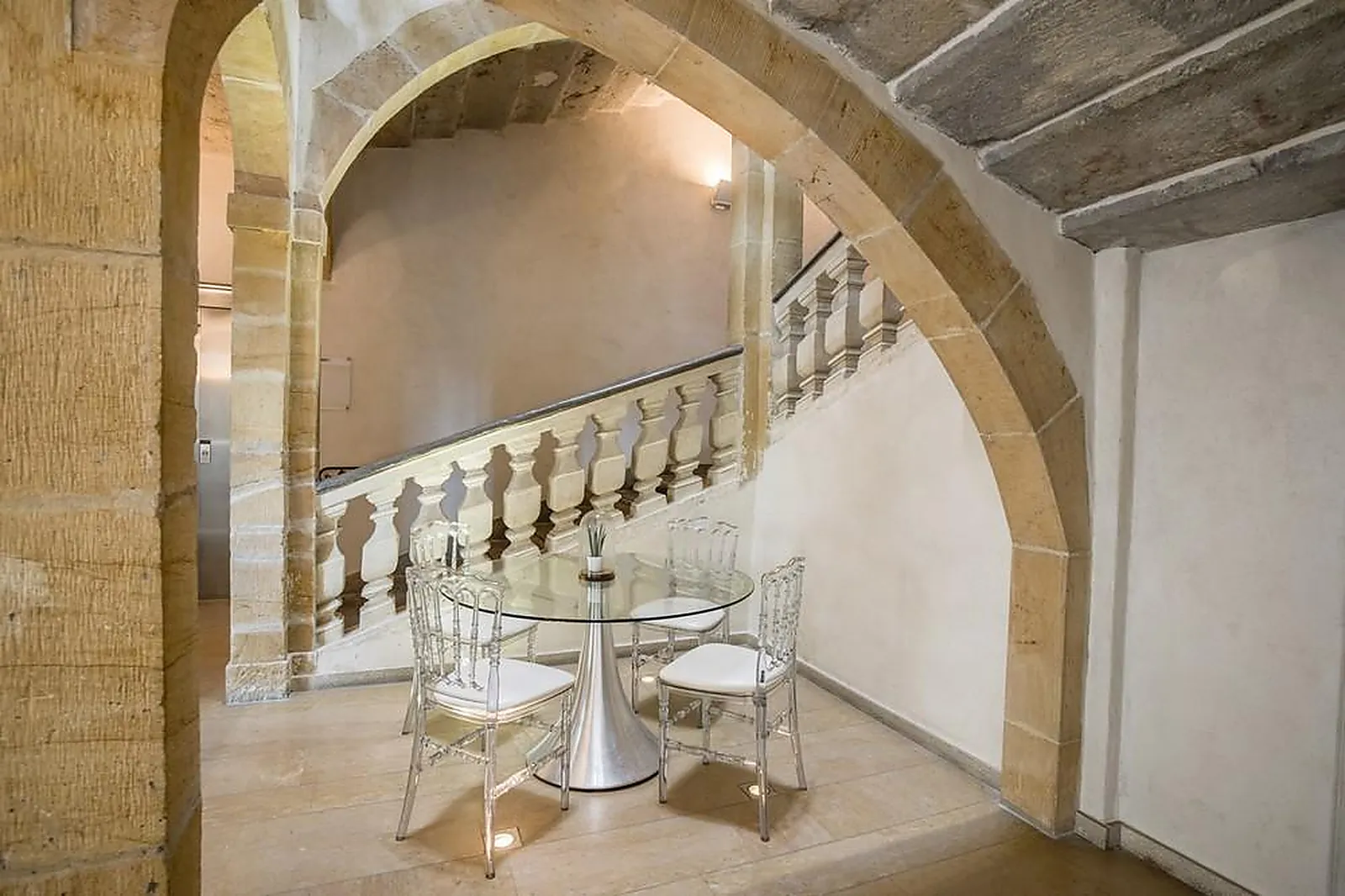 Lieux événementiels, CHATEAU DE SAINT PRIEST