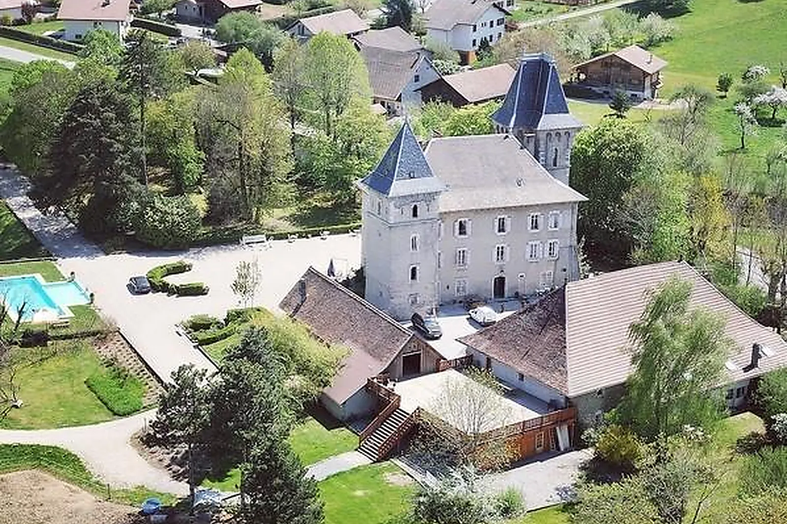 Lieux événementiels, CHÂTEAU DE SAINT-SIXT