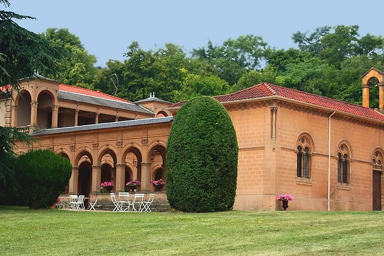 Lieux événementiels, CHATEAU DE SAINT TRYS