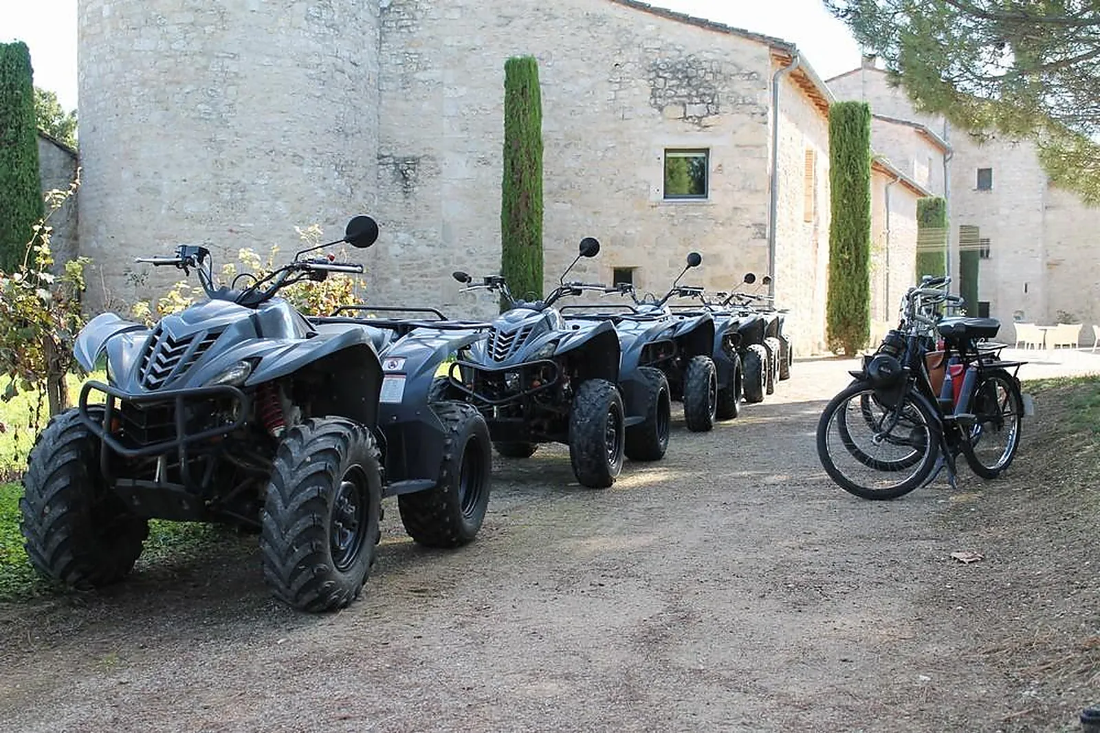 Lieux événementiels, CHÂTEAU DE SALETTES