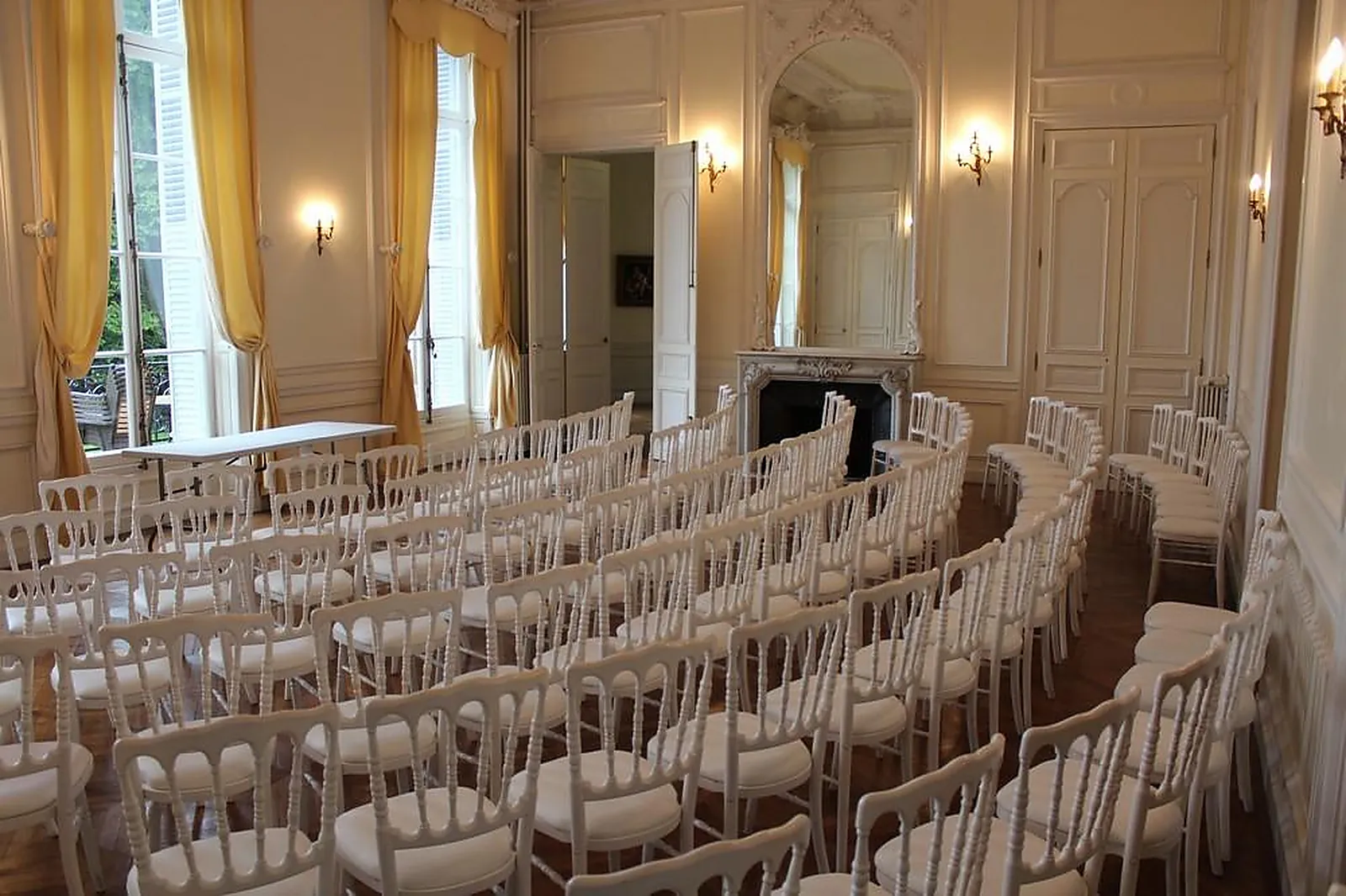 Lieux événementiels, CHÂTEAU DE SANTENY