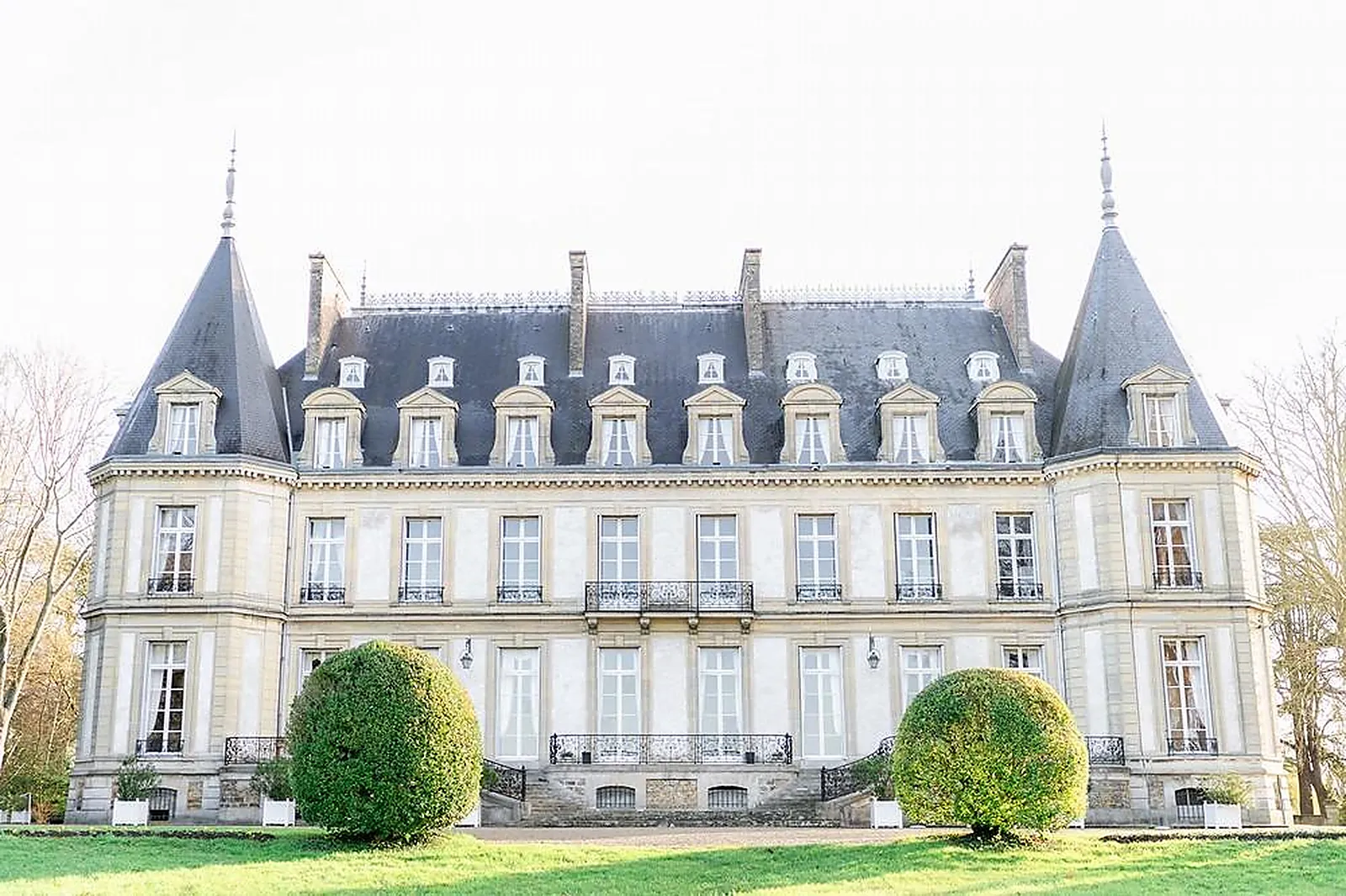 Lieux événementiels, CHÂTEAU DE SANTENY