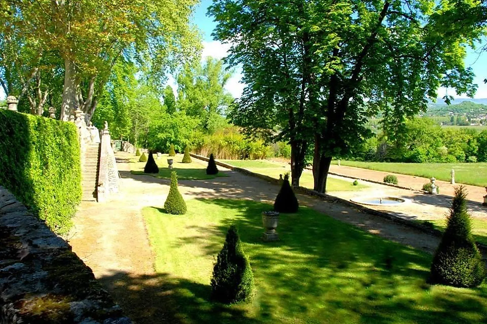 Lieux événementiels, CHÂTEAU DE SAUVAN