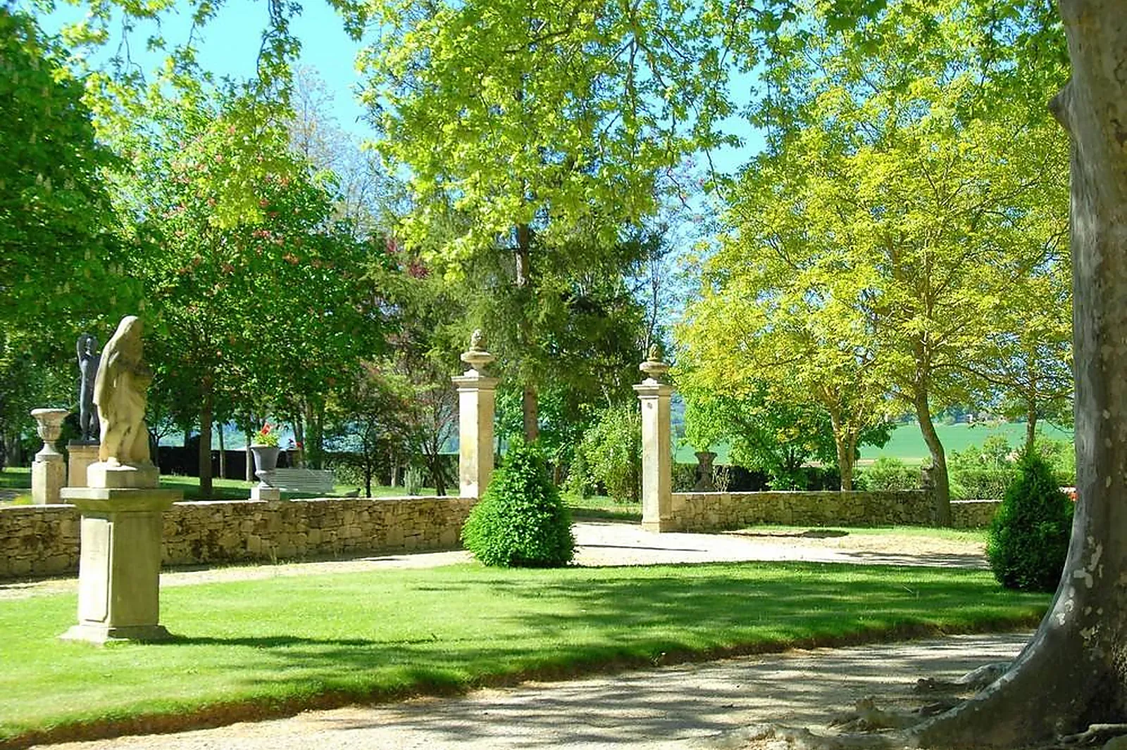 Lieux événementiels, CHÂTEAU DE SAUVAN