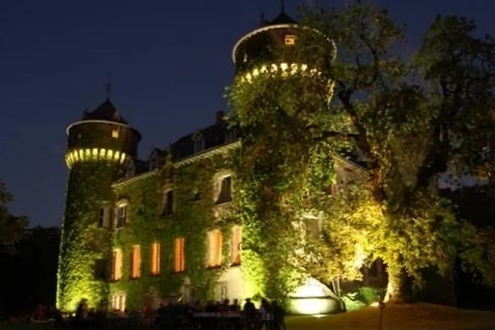 Lieux événementiels, CHÂTEAU DE SÉDAIGES