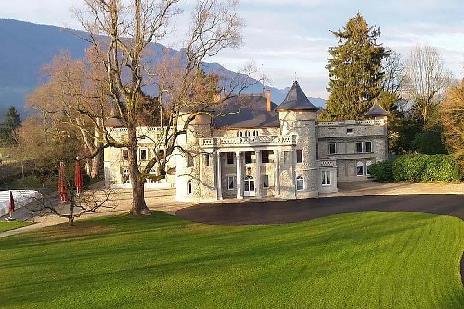 Lieux événementiels, CHÂTEAU DE SERVOLEX