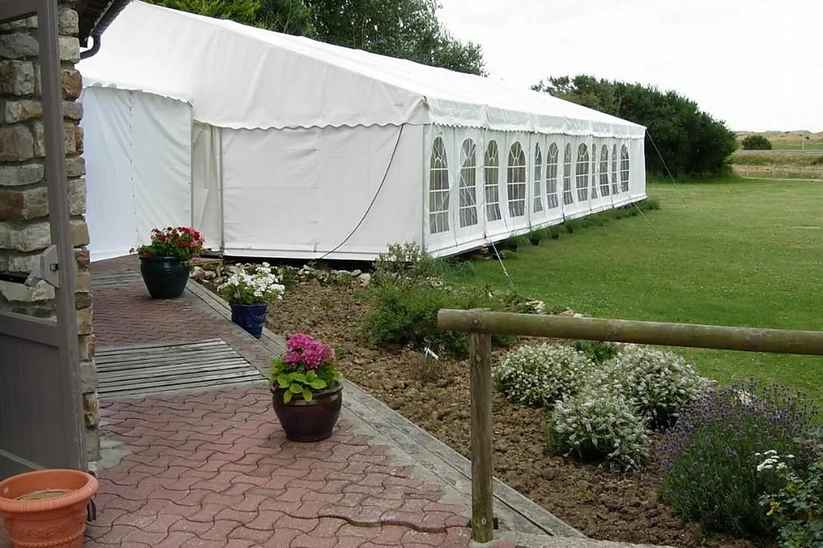 Lieux événementiels, CHÂTEAU DE SURVILLE