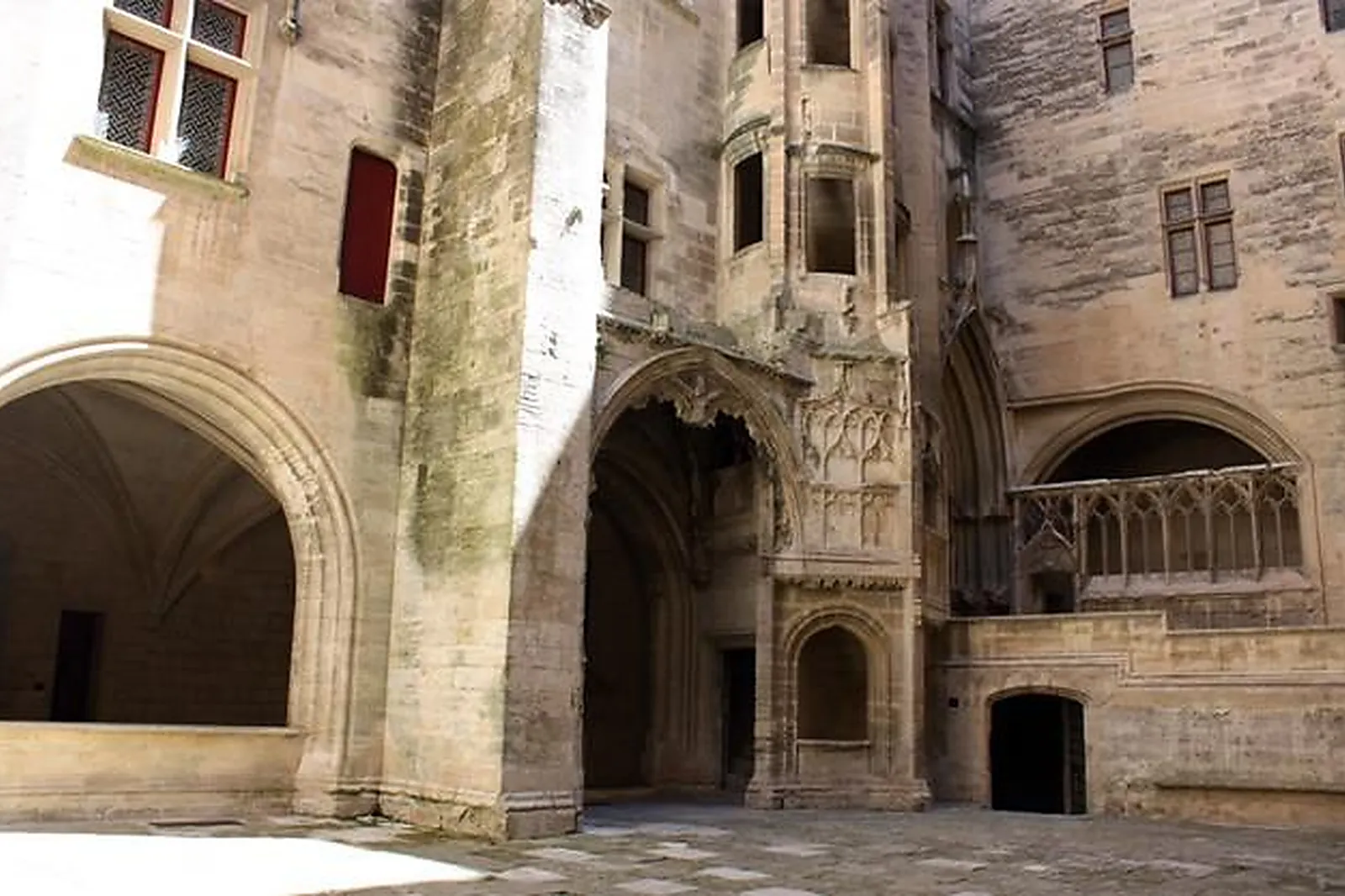 Lieux événementiels, CHÂTEAU DE TARASCON