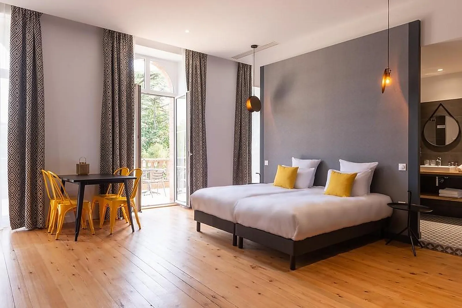 Lieux événementiels, CHÂTEAU DE TAUZIES