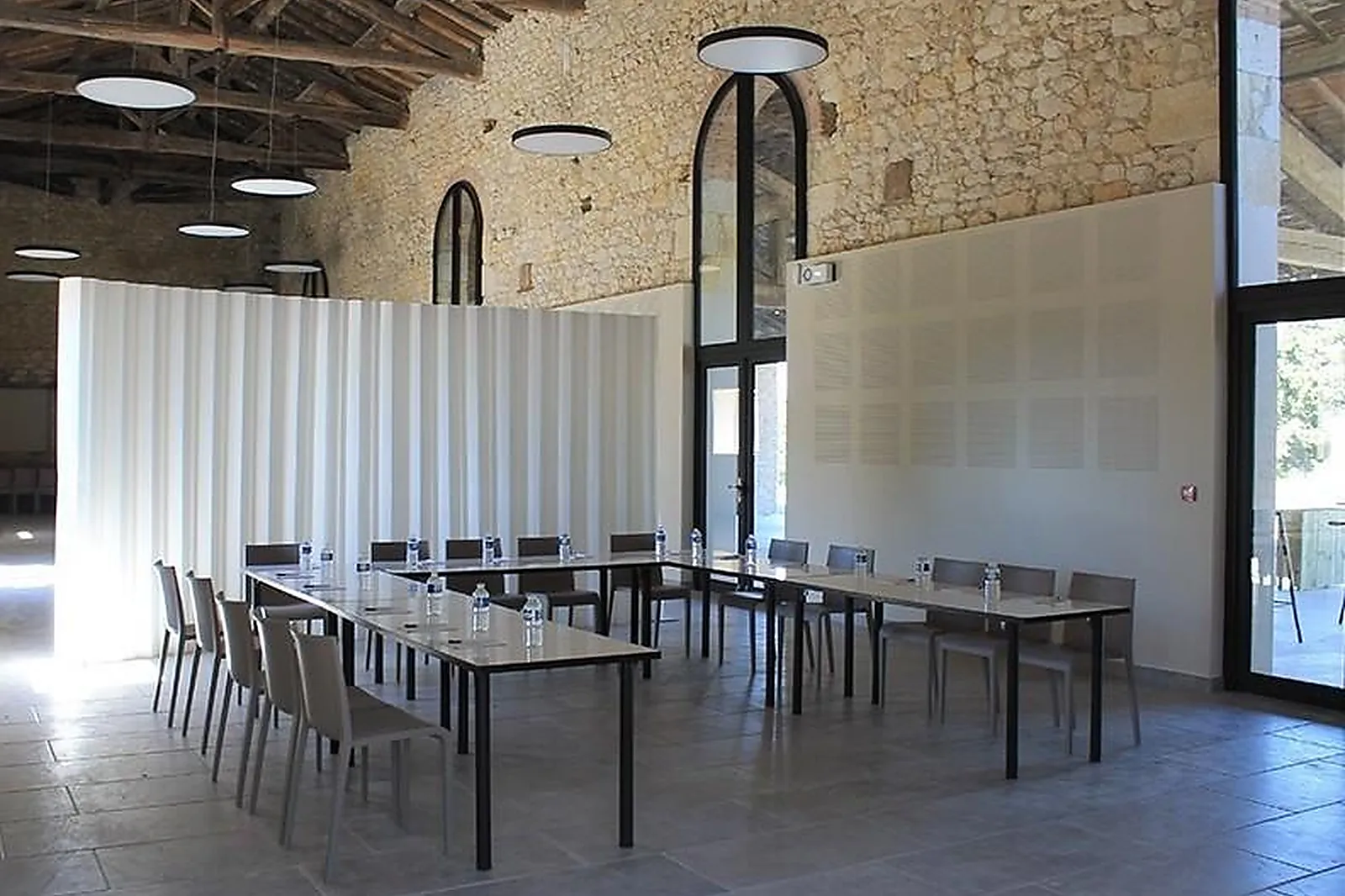 Lieux événementiels, CHÂTEAU DE TAUZIES