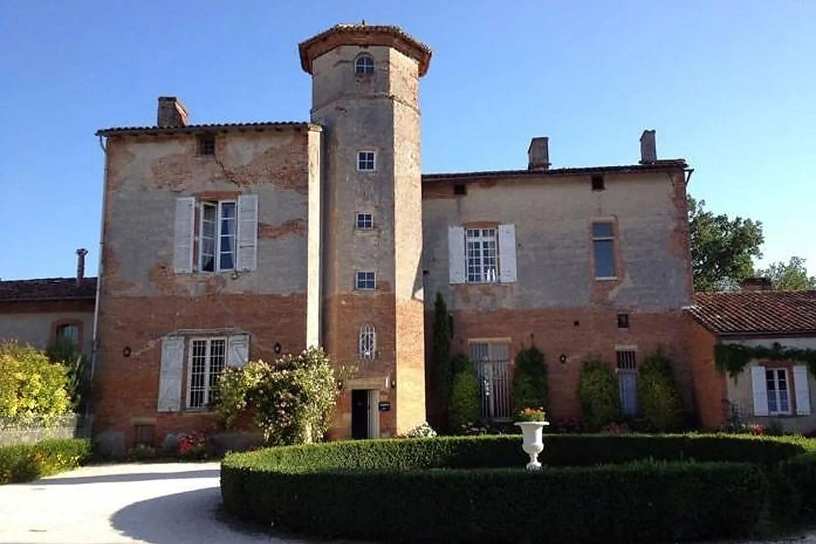 Lieux événementiels, CHÂTEAU DE THÉGRA