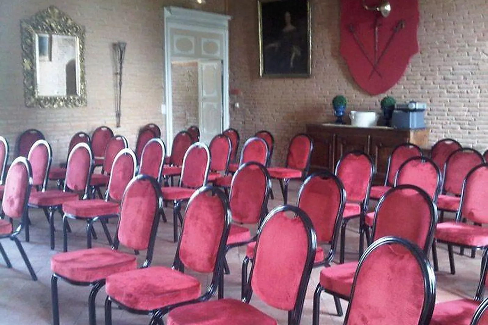 Lieux événementiels, CHÂTEAU DE THÉGRA