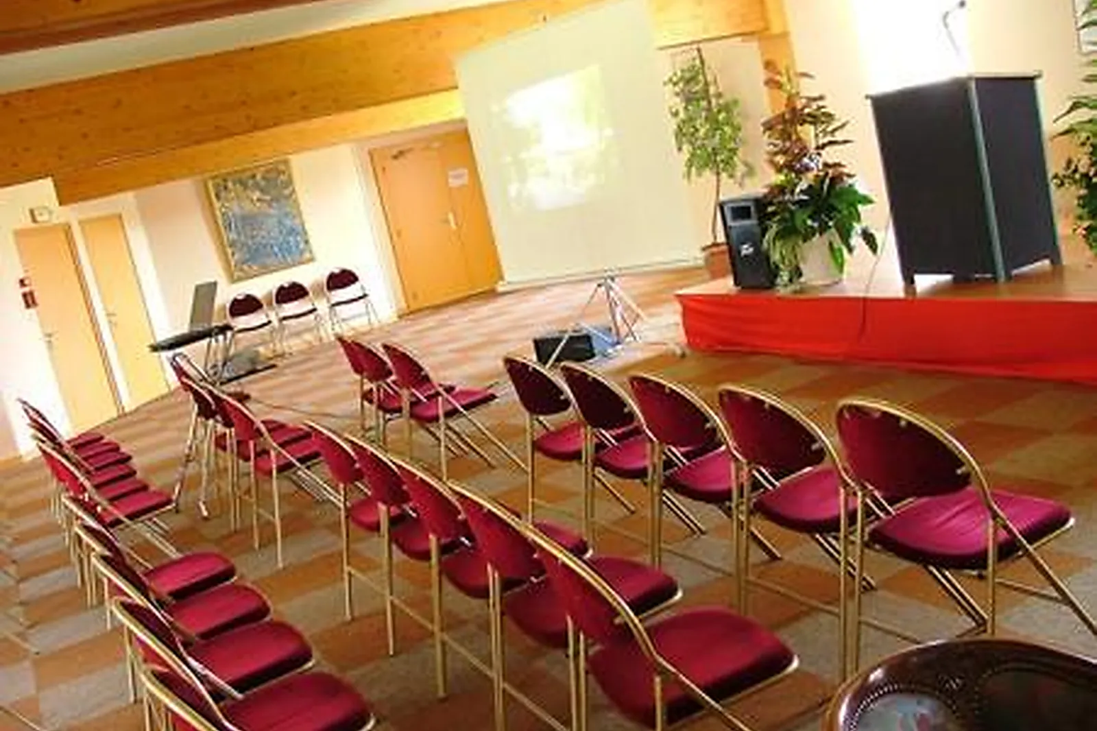 Lieux événementiels, CHÂTEAU DE THILLOMBOIS