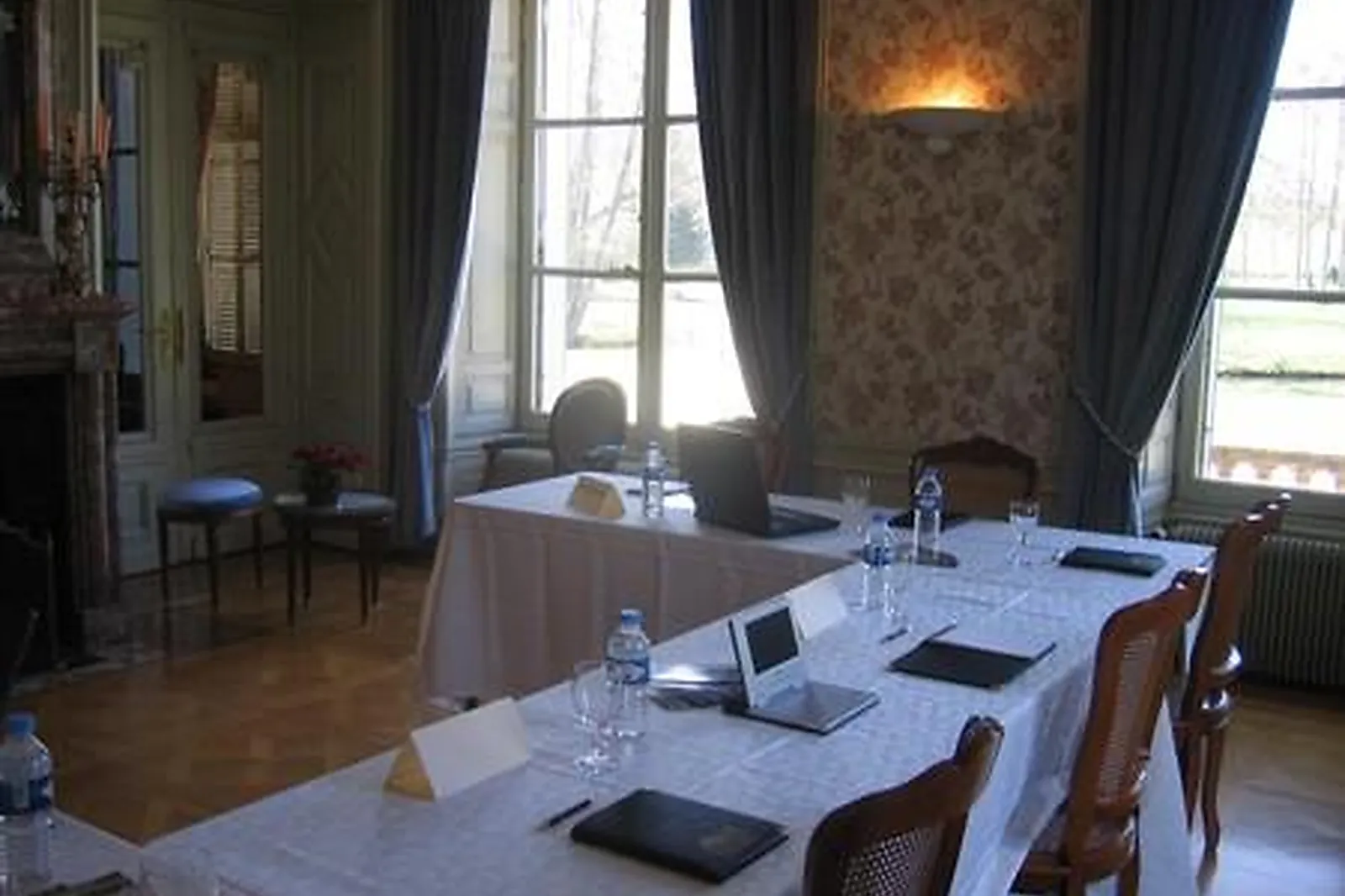 Lieux événementiels, CHÂTEAU DE THILLOMBOIS