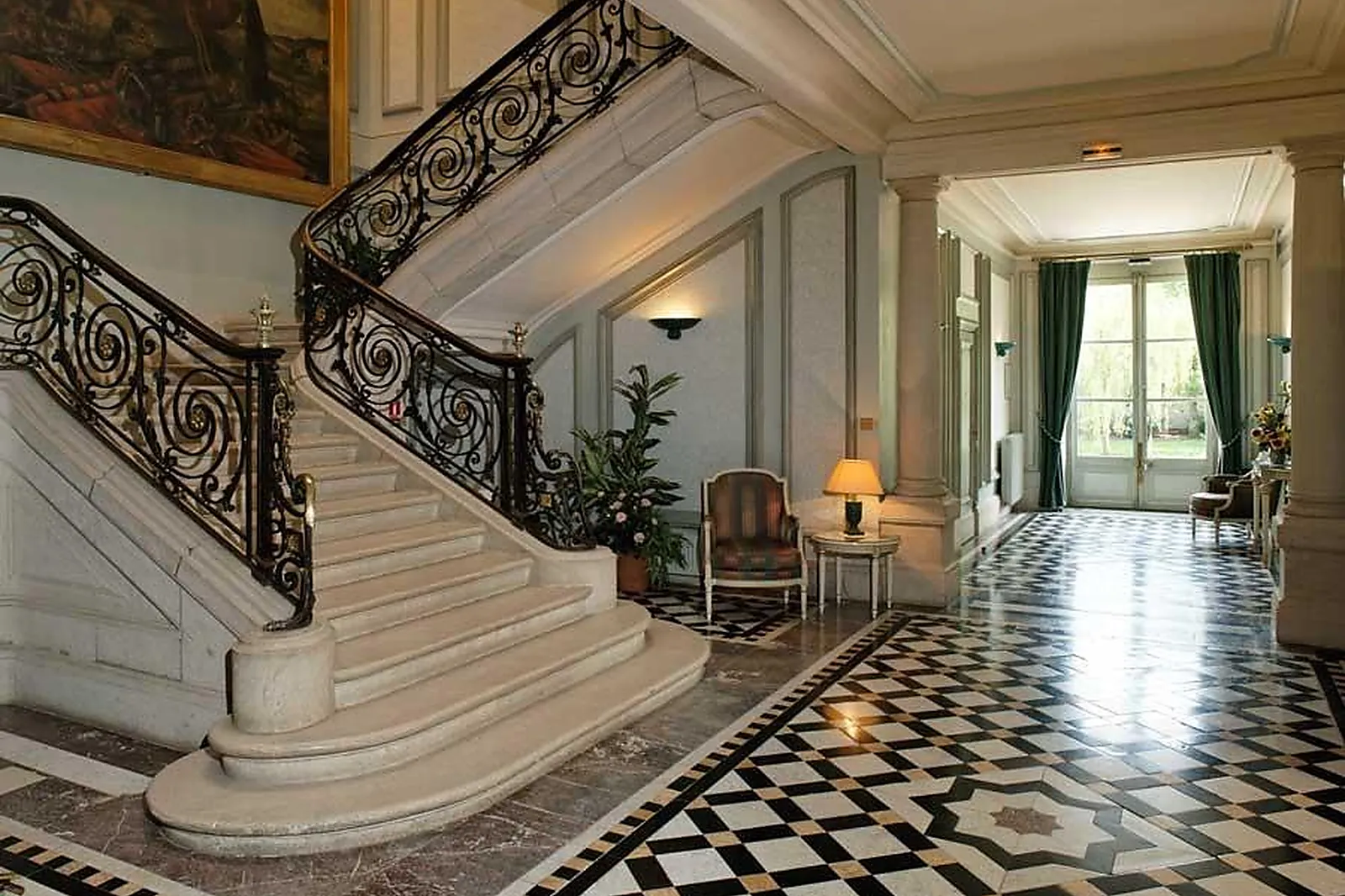 Lieux événementiels, CHÂTEAU DE THILLOMBOIS