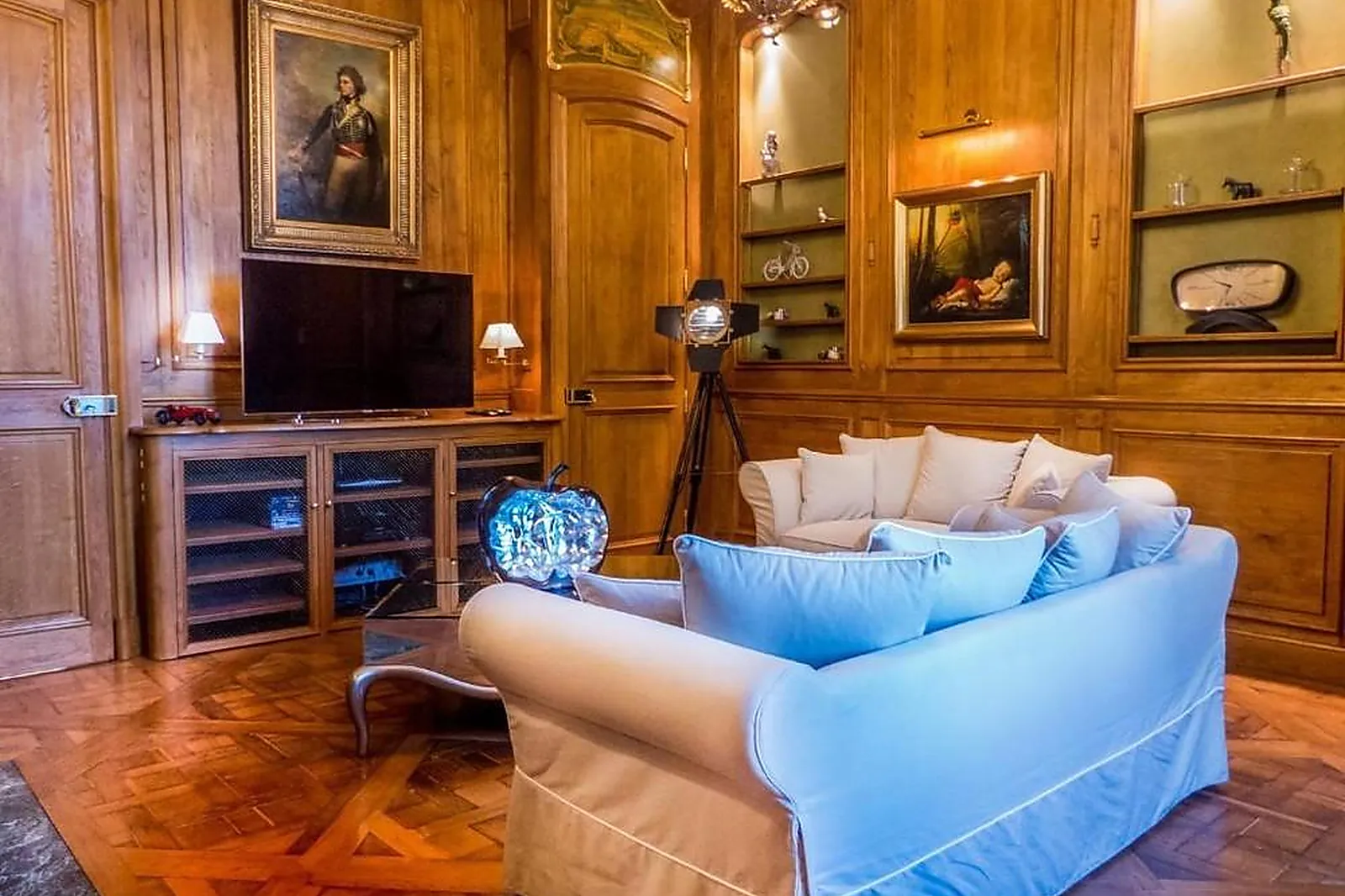 Lieux événementiels, CHÂTEAU DE TOURREAU