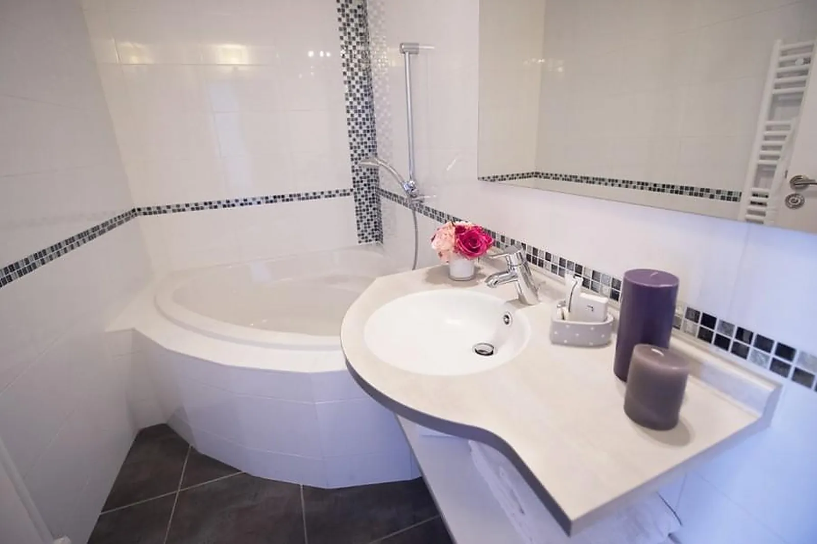 Lieux événementiels, CHÂTEAU DE TROUHANS