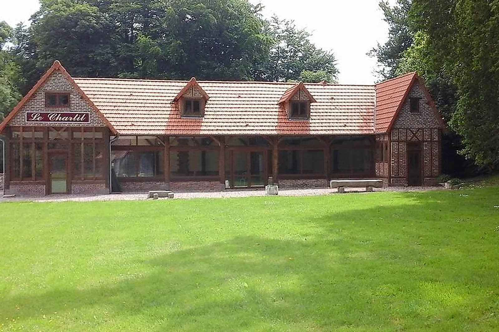 Lieux événementiels, CHÂTEAU DE VARENGEVILLE