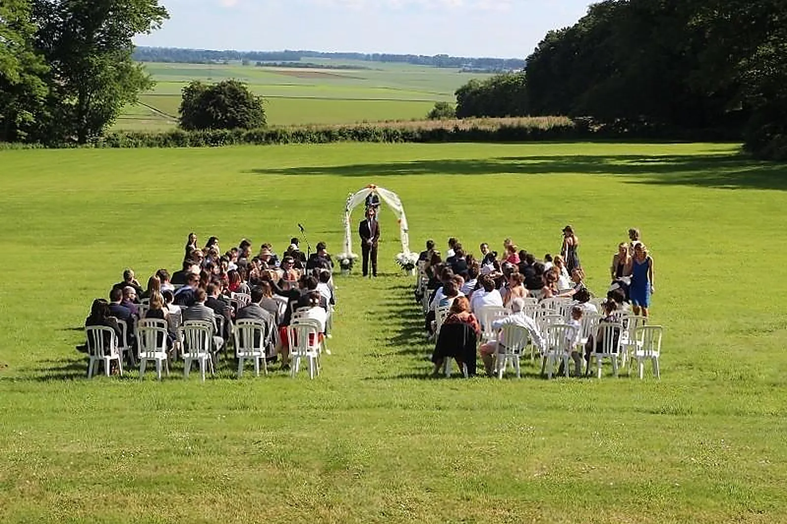 Lieux événementiels, CHÂTEAU DE VARENGEVILLE