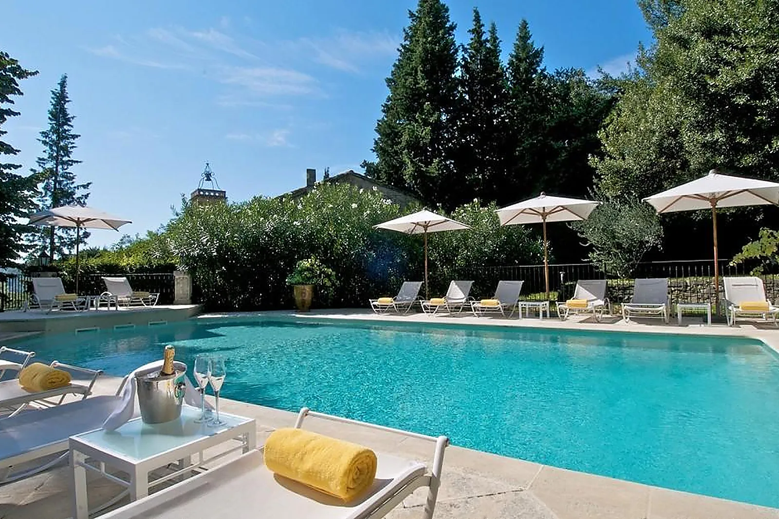 Lieux événementiels, CHÂTEAU DE VARENNES