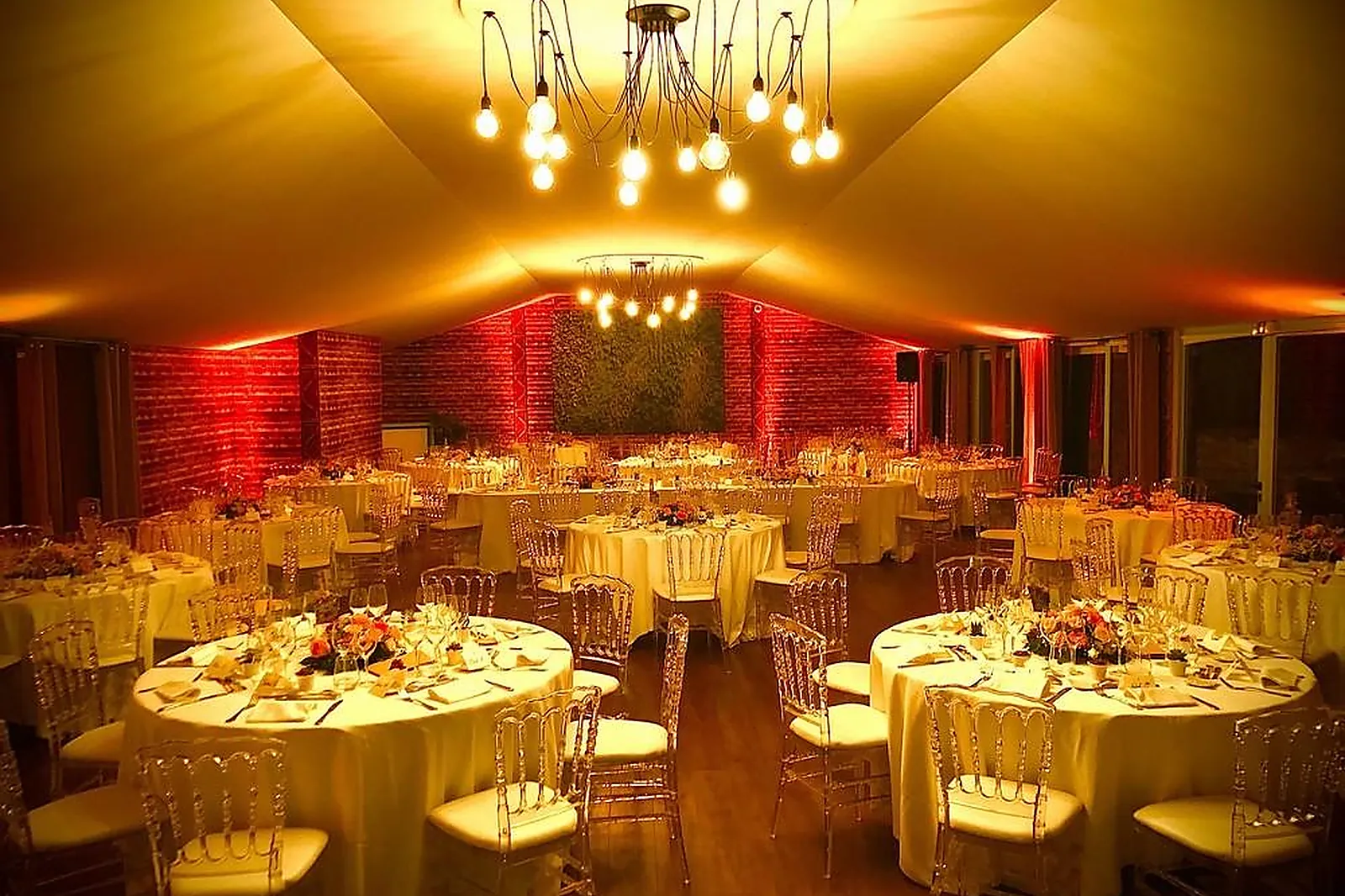 Lieux événementiels, CHÂTEAU DE VAUGRIGNEUSE