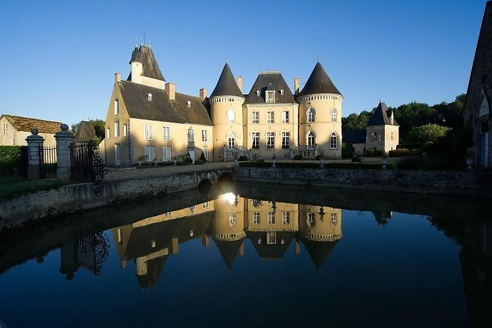 Lieux événementiels, CHÂTEAU DE VAULOGÉ