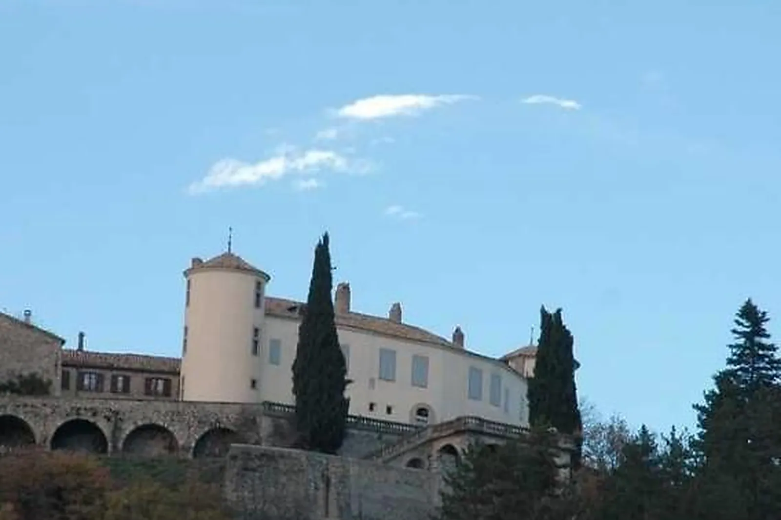 Lieux événementiels, CHÂTEAU DE VENTAVON