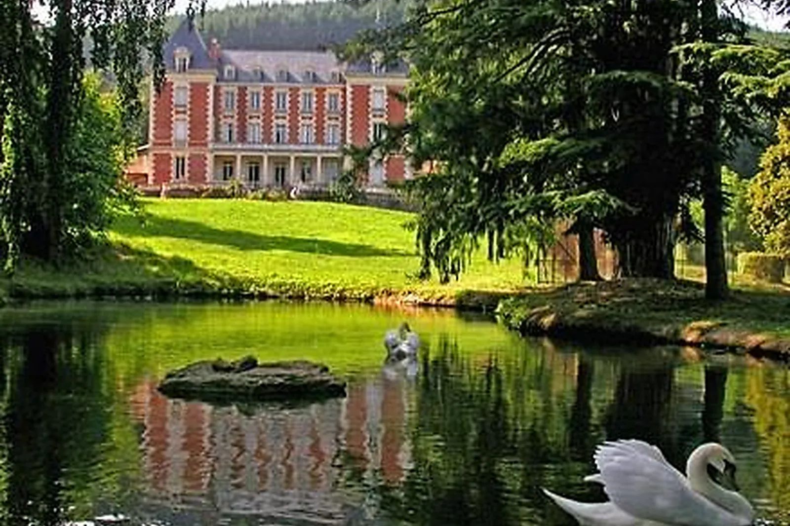 Lieux événementiels, CHÂTEAU DE VERBUST