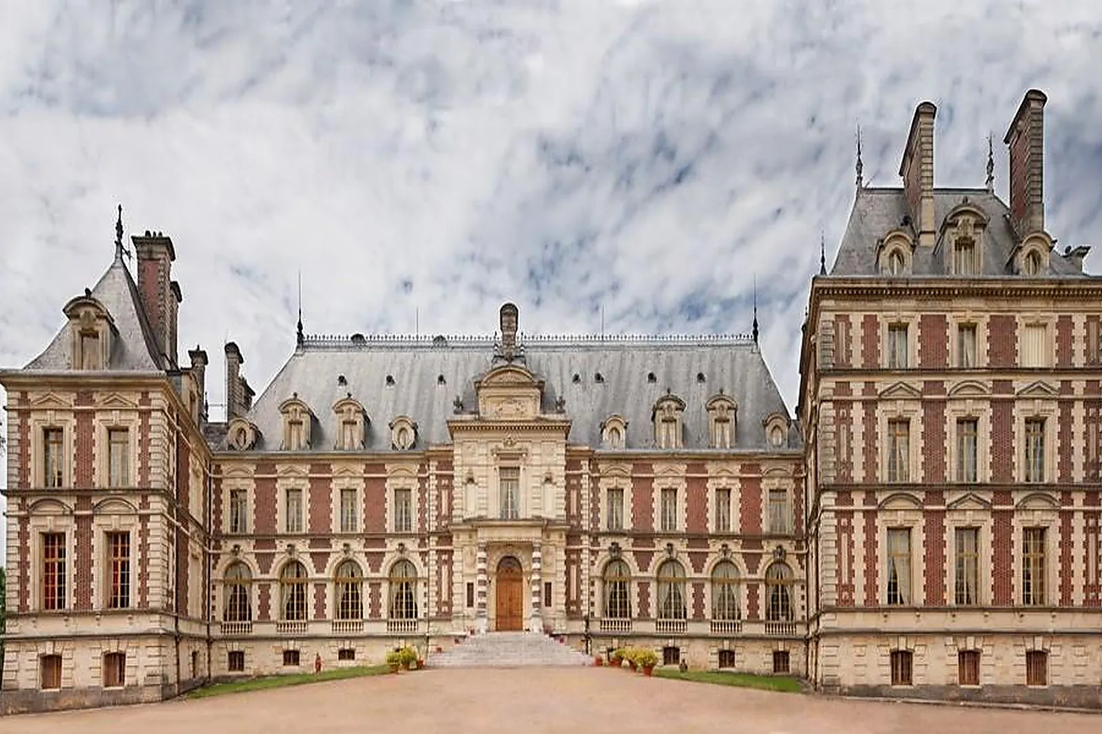 Lieux événementiels, CHÂTEAU DE VILLERSEXEL