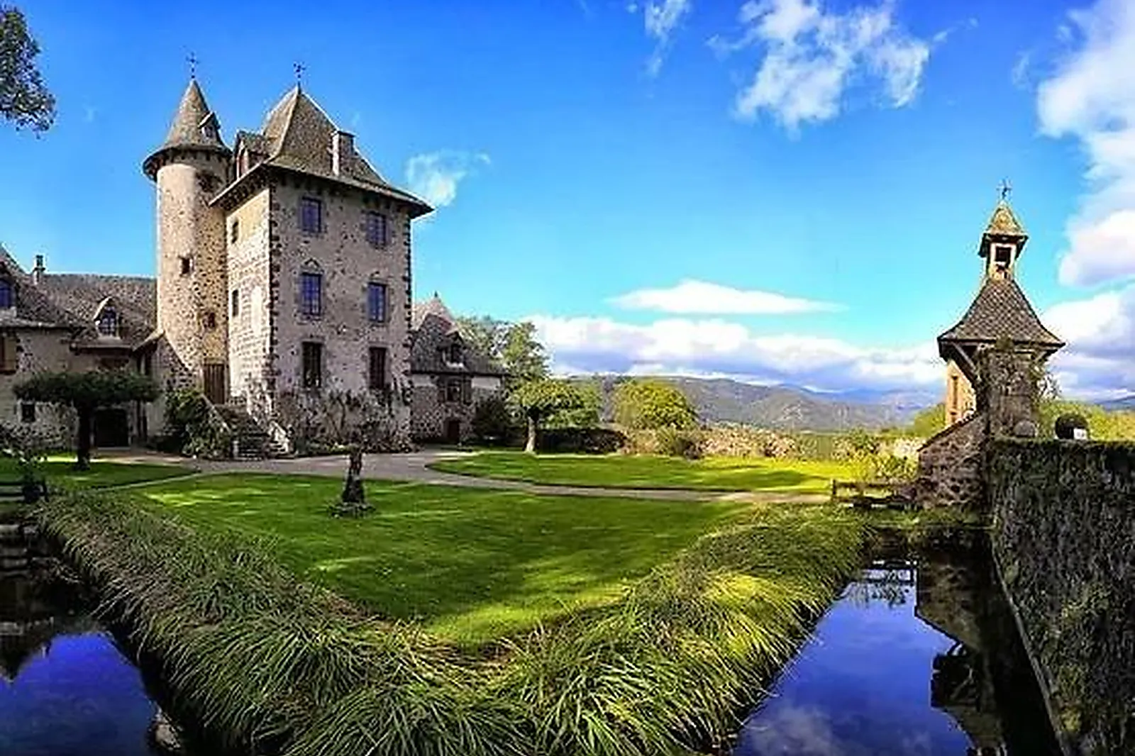Lieux événementiels, CHÂTEAU DE VIXOUZE