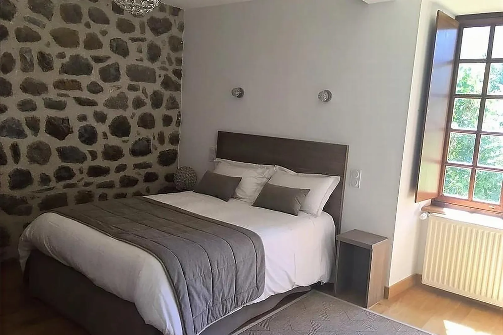 Lieux événementiels, CHÂTEAU DE VIXOUZE