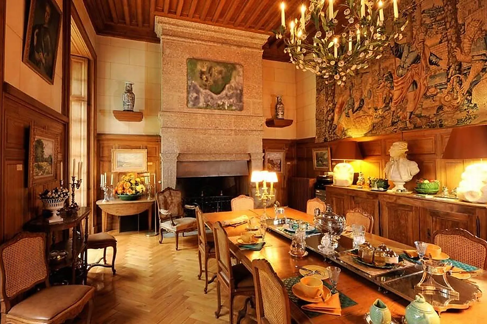 Lieux événementiels, CHÂTEAU DE VOLLORE